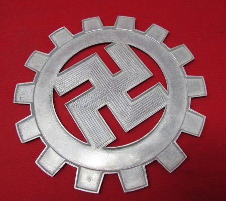  German WWII DAF Large Aluminum Cog Wheel, 8 Inch — image 2
