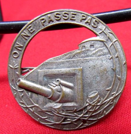  French Pre WWII, Maginot Line Badge, 'They Shall Not Pass' — image 2