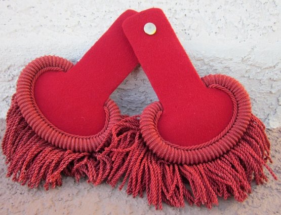  French WWI Pattern, Infantry Enlisted Dress Epaulettes — image 2