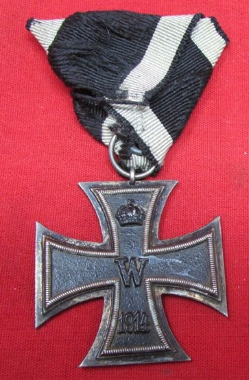 German WWI Iron Cross 2nd Class, Austrian Fold Ribbon — image 3