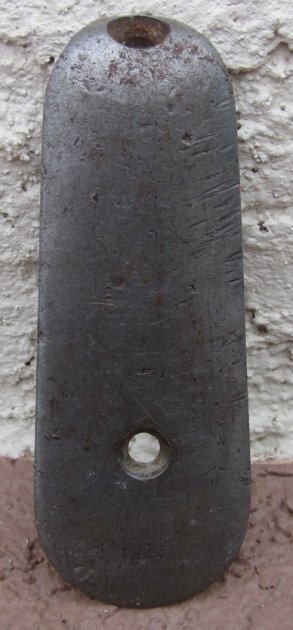  German WWII K98 Rifle Flat Butt Plate, Waffenamt Code WaA623 — image 2