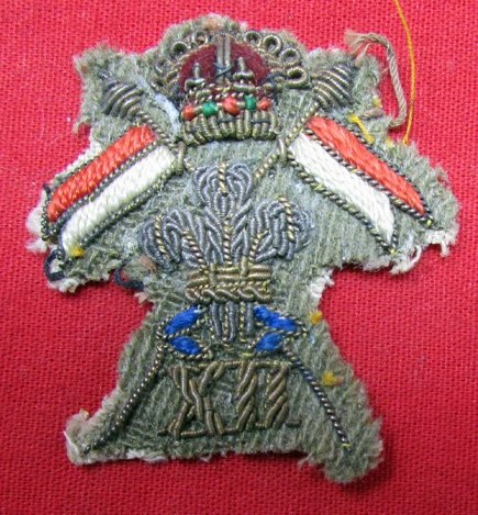  British WWI-WWII 12th Lancers Embroidered Hat Insignia — image 2