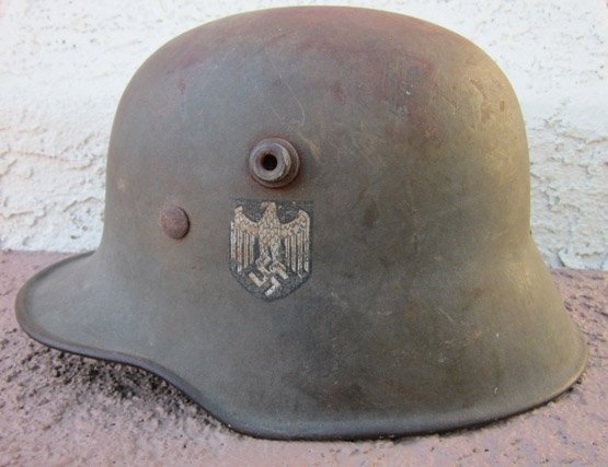  German WWI-WWII M1918 Army Reissue Steel Helmet & Liner — image 4