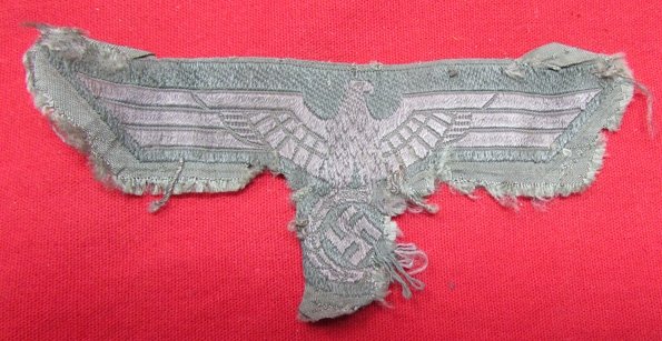  German WWII Heer Coat Eagle, Cut from Uniform — image 2