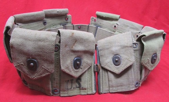  US WWII 10 Pocket Canvas Rifleman's Belt, R.M. Co. 1941 — image 2