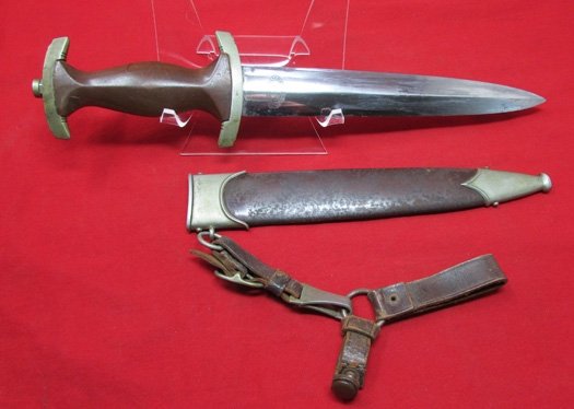  German WWII M1933 SA Enlisted Dagger & Hanger, Christianswerk Mfg — image 8