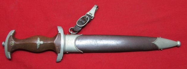  German WWII Early M1933 SA Enlisted Dagger, Eickhorn, Small Logo — image 3