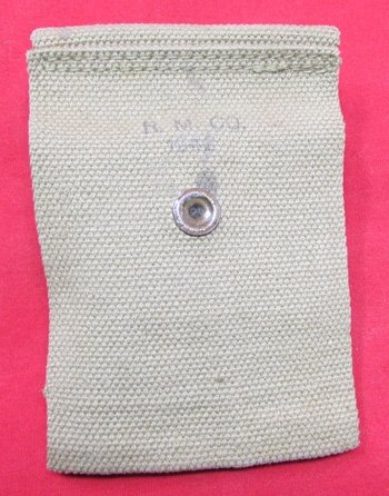  US WWII M1911 .45 Pistol Magazine Pouch, R.M. Co 1942 — image 3