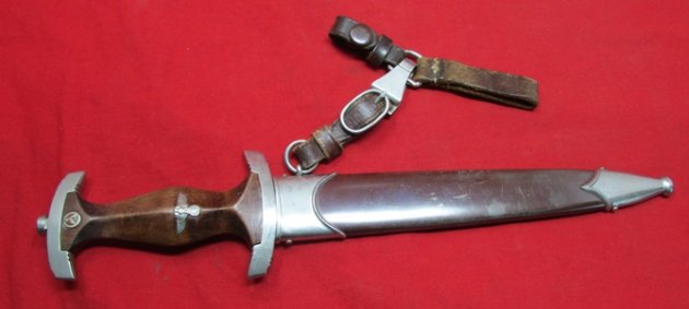  German WWII M1933 SA Enlisted Dagger & Hanger, AUGUST MALSCH Mfg — image 3