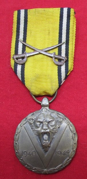  Belgian WWII, Commemorative Medal 1940-1945, with Swords — image 2