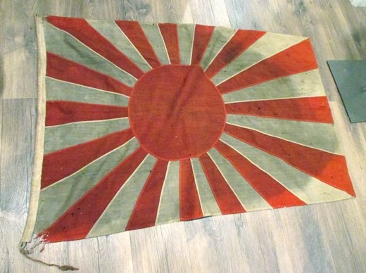  Japanese WWII Imperial Navy Ensign, Hand Sewn — image 3