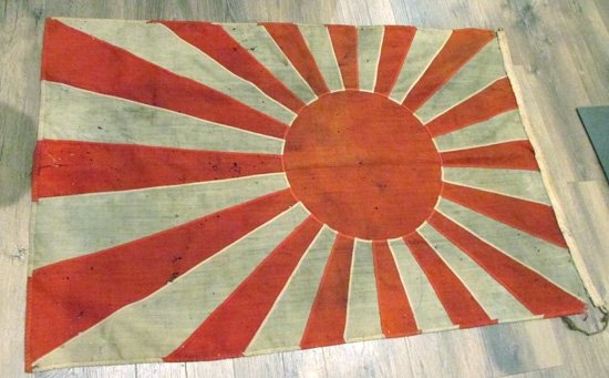  Japanese WWII Imperial Navy Ensign, Hand Sewn — image 4