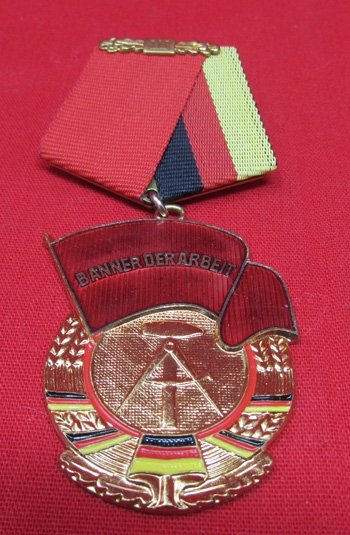  East German Cold War, DDR Order of the Banner of Labor IInd Class — image 2