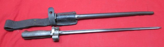  French WWI 1886/16 Lebel Bayonet & Frog — image 4