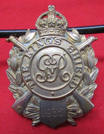  British 1935 Marksmanship Badge, The Kings Shield, Named — image 2