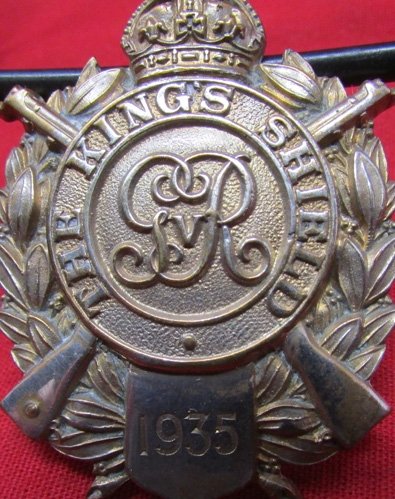 British 1935 Marksmanship Badge, The Kings Shield, Named — image 3