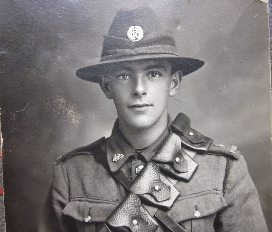  New Zealand WWI RPC, Soldier, Slouch Hat & Bandoleer — image 3