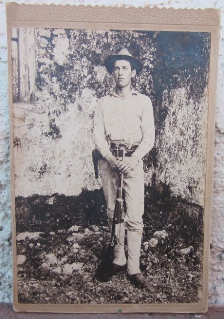  US Spanish-American War Cabinet Card, 30-40 Krag Carbine — image 2