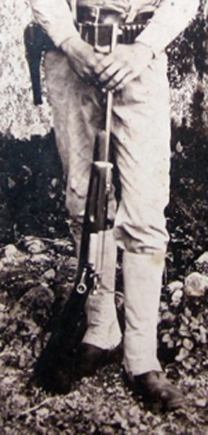  US Spanish-American War Cabinet Card, 30-40 Krag Carbine — image 3