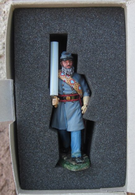  King & Country, CW014, Confederate Officer Marching, Retired, Boxed — image 3