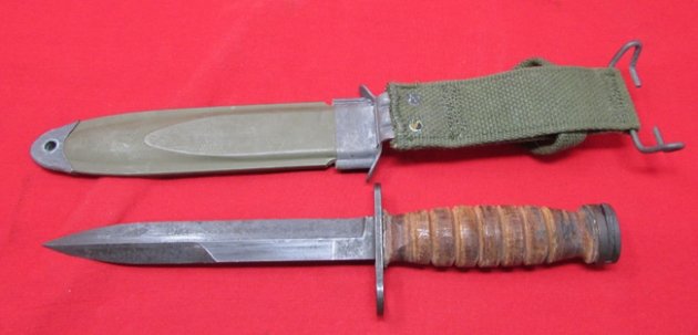  US Korean War, USM4 Carbine Bayonet,  Camillus Mfg, Very Clean — image 6