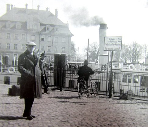  German WWII Army Wehrpass & Photos, Atlantik Kuste 1944 — image 4
