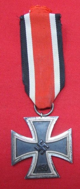  German WWII Iron Cross 2nd Class — image 2