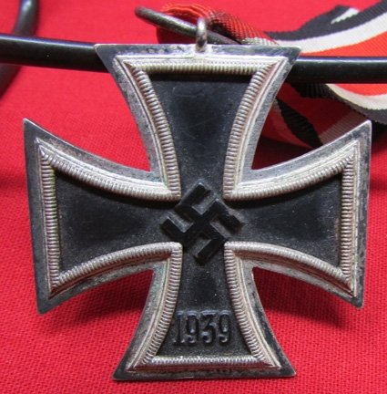  German WWII Iron Cross 2nd Class — image 4
