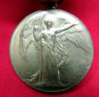  British WWI Victory Medal, Machine Gun Corps — image 3
