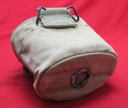  US WWII USMC 2nd Pattern Cross-Flap Canteen Cover, Steel Canteen & Cup, 4th MarDiv, 4th Eng.Bn. — image 4