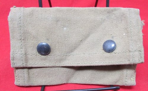  US WWI Double Snap Bandage Pouch, 6-18 — image 2