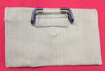  US WWII M1924 Carlisle Bandage Pouch, British Made, Finnigans Ltd. 1945 — image 4
