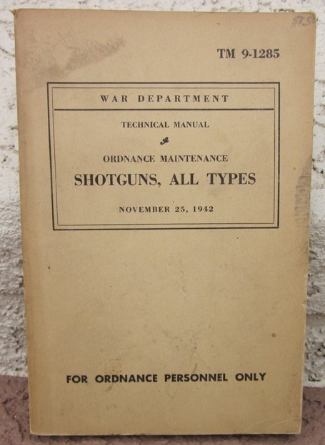  US WWII Manual, TM 9-1285, Shotguns, All Types 1942 — image 2
