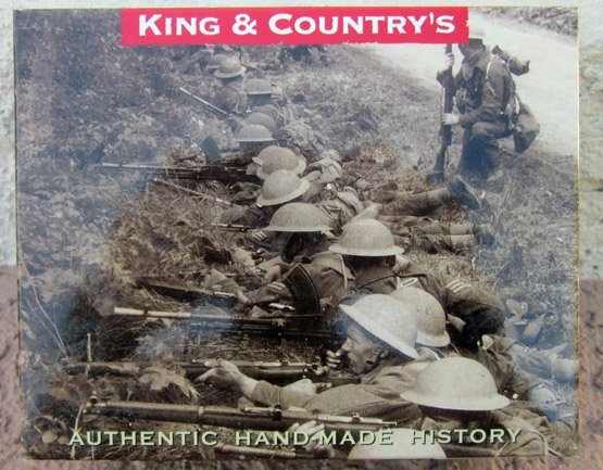  King & Country, FOB025, WWII British Vickers Gunner, Retired, Boxed — image 4