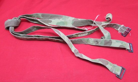  US WWII USMC Equipment & Knapsack Straps, Camouflage, 3 Straps — image 2