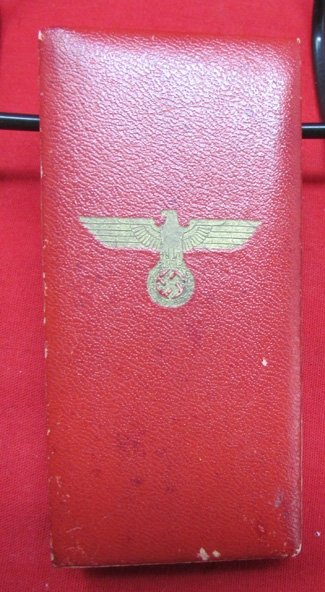  German WWII Austrian Anschluss Medal & Case — image 2