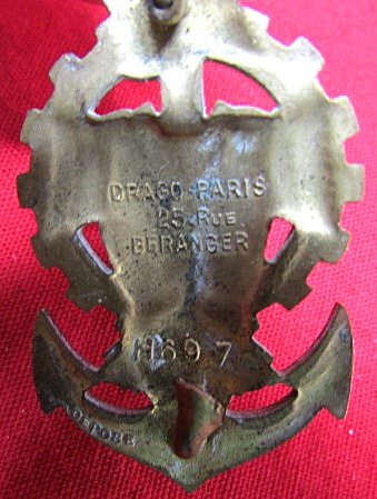  French Post WWII Enameled Unit Badge, Drago, Paris — image 4