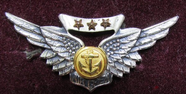  US Korean War, US Navy Air Gunner Medals & Insignia Grouping. — image 6