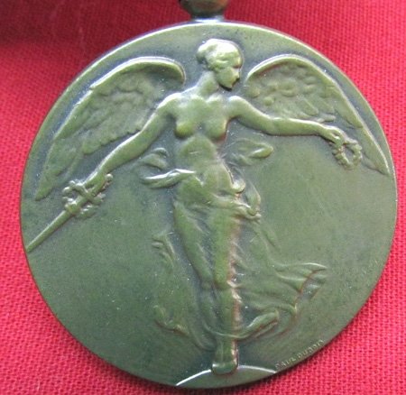  Belgian WWI Victory Medal & Ribbon, Paul Dubois Marked — image 3