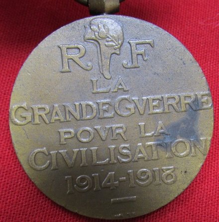  French WWI Victory Medal & Ribbon, A. Morlon, Official Issue — image 4