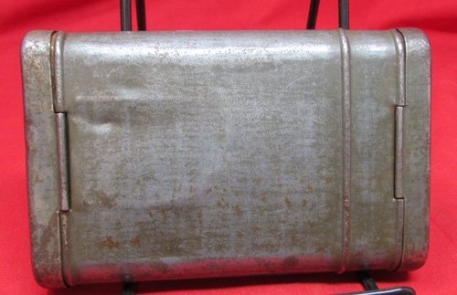  German WWII Cleaning Kit Tin, No Contents — image 2