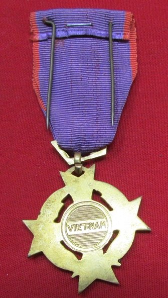  Republic of South Vietnam, ARVN Medal For Sacrifice — image 4