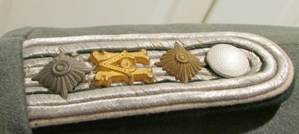  German WWII, Heer Administrative Officer Parade Waffenrock — image 4