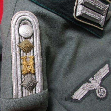  German WWII, Heer Administrative Officer Parade Waffenrock — image 8