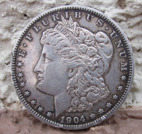  US  Silver Coin, Morgan Dollar, 1904, New Orleans Mint — image 2