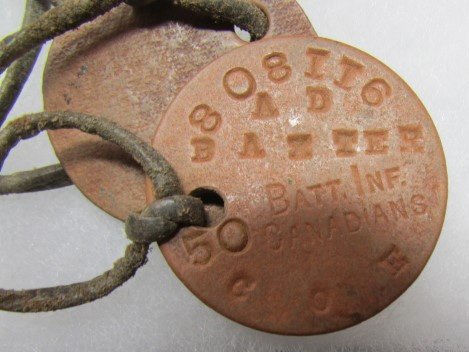  Canadian WWI, Insignia & Medal Grouping, 50th Canadian Infantry BN — image 3