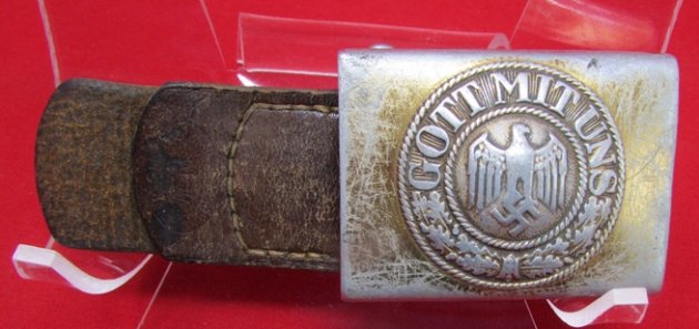  German WWII Kriegsmarine Aluminum Enlisted Buckle & Tab, 1937 — image 2