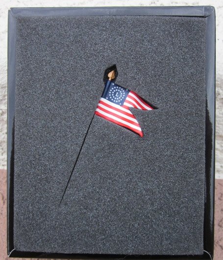  King & Country, CW059, Union Guidon Bearer, Retired, Boxed — image 3