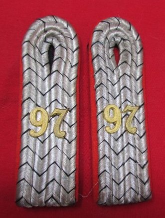  German Imperial Era, Officers Shoulder Boards, IR 97, Leutnant, Pair — image 2