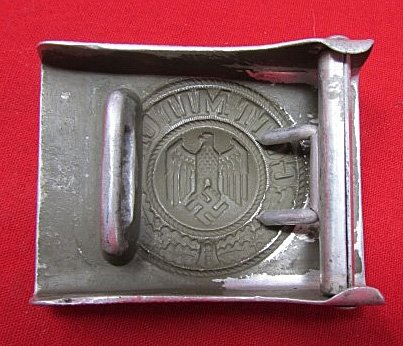 German WWII Army Enlisted Pebbled Aluminum Buckle — image 3